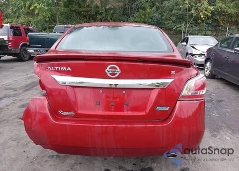 2014 Nissan Altima 2.5 S z USA, uszkodzony, nr VIN 1N4AL3AP8EC121492